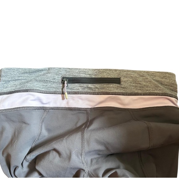 Lululemon Athletica Run Inspire Crop Leggings Yoga Performance Purple Women SZ 6 - Picture 4 of 4
